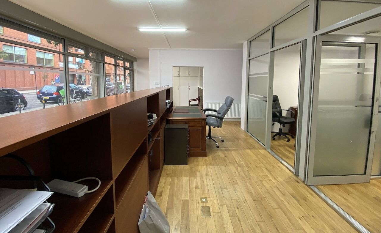 Hackney N1’De Kiralık Ticari Dükkan 2