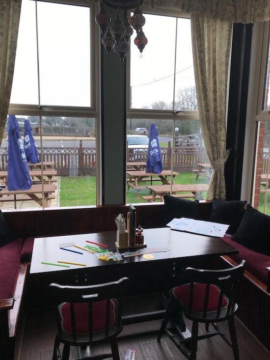 Satılık Veya Kiralık Pub – Freehold £565K 3