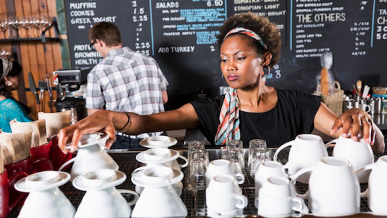 Coffee shop'ta çalışacak elemanlar aranıyor