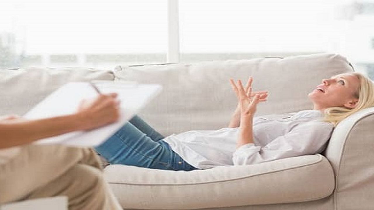 Londra'da Uzman Psikolog Alptekin Aydın