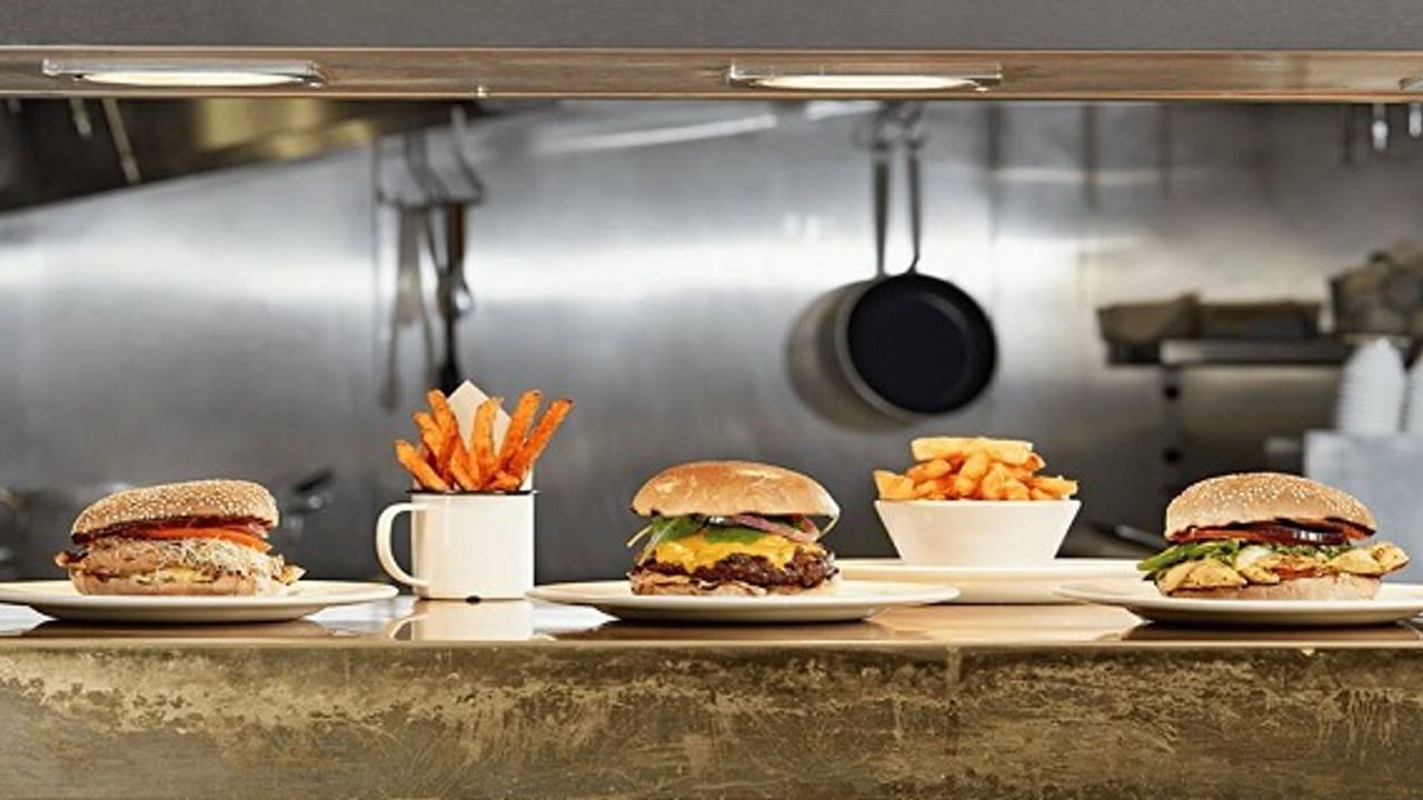 Londra Newington Green'de Passenger Cafe Bar