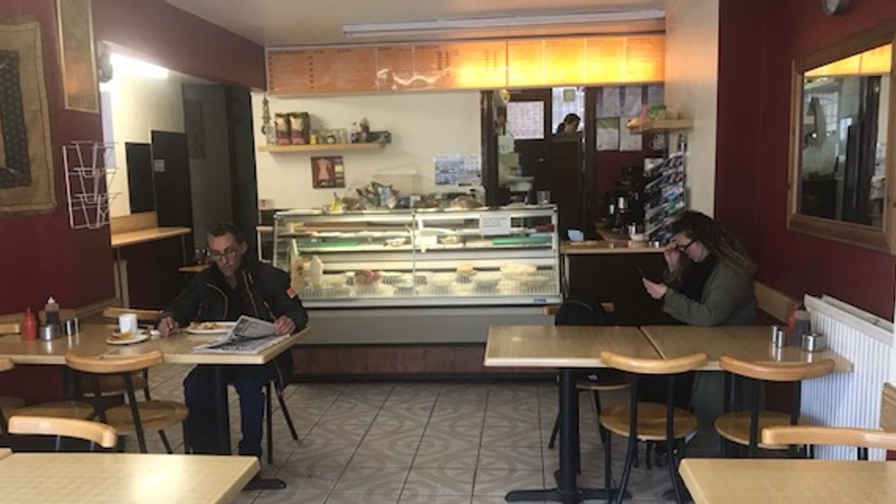 Archway Road Highgate N6 4ER üzerinde Satılık Coffee Shop