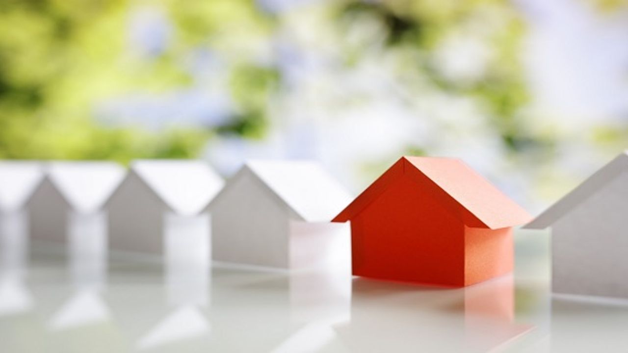 Antalya'da güvenlikli, havuzlu kiralık villa