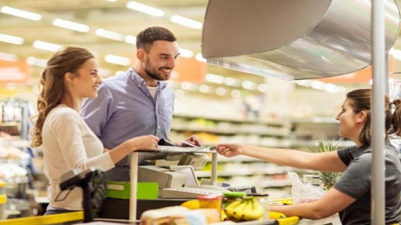 Ilford Bölgesinde supermarkette çalışacak eleman aranıyor