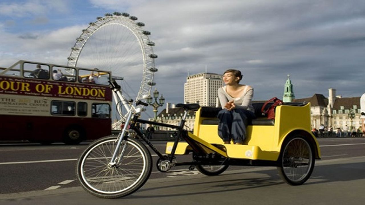 Londra'da Ozzy Pedicab and Delivery