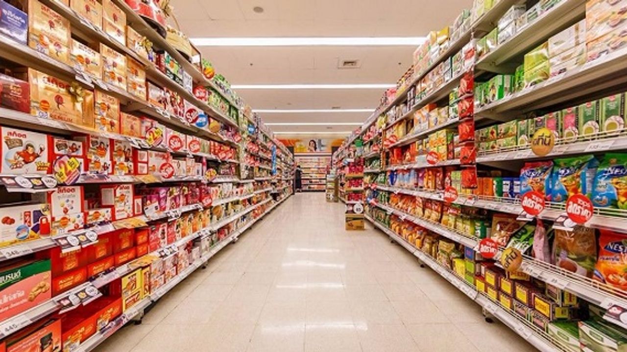 Yüksek gelirli, post office den geliri olan satılık market-off licence