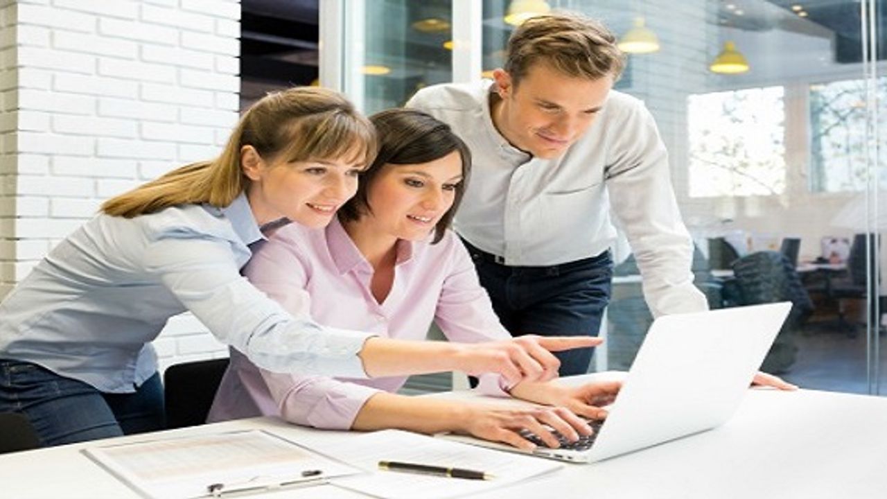 Adpl ekibini büyütüyor Accountant, Secretarial, HR ve Social Media pozisyonları için başvurabilirsiniz