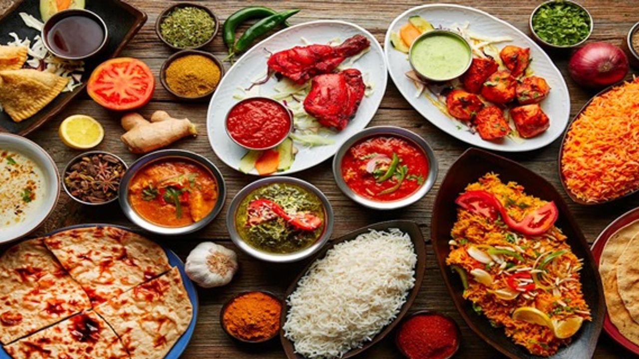 Türk restoranı olmaya müsait ödüllü Hint Restoranı 10 yıllık kira kontratını satıyor.