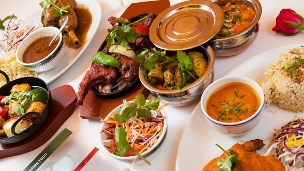 Türk restoranı olmaya müsait ödüllü Hint Restoranı 10 yıllık kira kontratını satıyor.