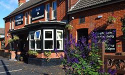 Satılık veya Kiralık Pub – Freehold £565K