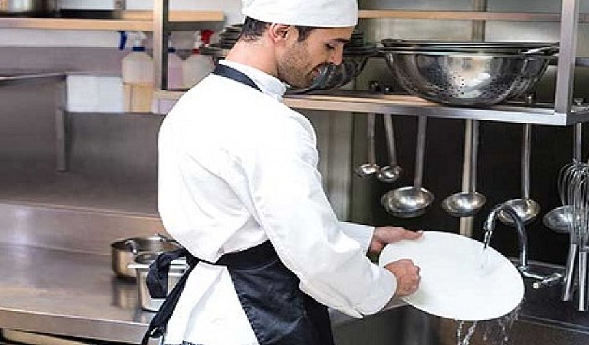 Restoranımızda çalışacak şef ve bay bayan bulaşıkçı aranıyor.